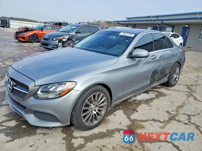 2016 MERCEDES-BENZ C 300 55SWF4JBXGU114971 - główne zdjęcie licytacji z USA - miniatura