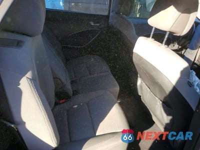 Zdjęcie 11 z 13 samochodu: 2017 HYUNDAI SANTA FE SE VIN:KM8SM4HF7HU194474 - miniatura