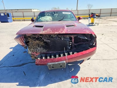Piąte zdjęcie samochodu w środku: 2021 DODGE CHALLENGER SXT VIN:2C3CDZAG8MH560825 - miniatura