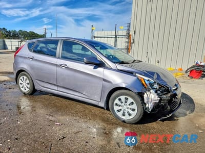 Czwarte zdjęcie samochodu z boku: 2016 HYUNDAI ACCENT SE VIN:KMHCT5AE6GU253060 - miniatura