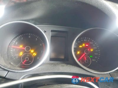 Zdjęcie 9 z 12 samochodu: 2012 VOLKSWAGEN GOLF VIN:WVWGV7AJ7CW163097 - miniatura