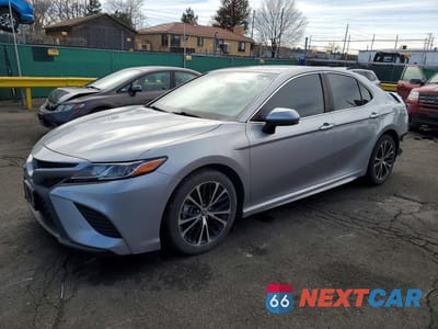 2020 TOYOTA CAMRY SE 4T1G11BK8LU012390 - główne zdjęcie licytacji z USA - miniatura
