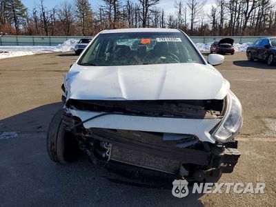 Piąte zdjęcie samochodu w środku: 2017 HYUNDAI ACCENT SE VIN:KMHCT4AEXHU194428 - miniatura
