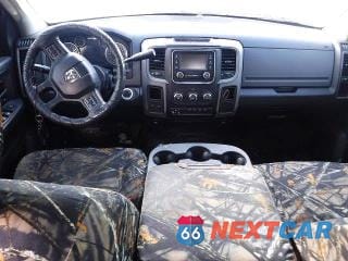 Zdjęcie 8 z 11 samochodu: 2015 RAM 2500 ST VIN:3C6UR5CL3FG510638 - miniatura