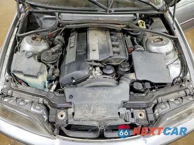 Zdjęcie 11 z 12 samochodu: 2003 BMW 325 I VIN:WBAET37423NJ38196 - miniatura