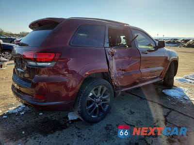 Trzecie zdjęcie samochodu z tyłu: 2019 JEEP GRAND CHEROKEE OVERLAND VIN:1C4RJFCG0KC670276 - miniatura