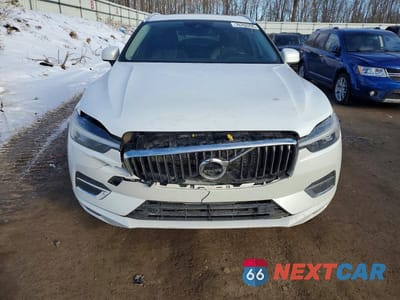 Piąte zdjęcie samochodu w środku: 2021 VOLVO XC60 T5 INSCRIPTION VIN:YV4102RL6M1814292 - miniatura