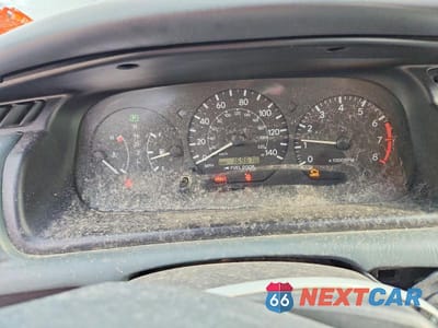 Zdjęcie 9 z 11 samochodu: 2000 TOYOTA CAMRY CE VIN:4T1BG22K9YU997501 - miniatura