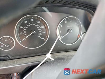 Zdjęcie 9 z 12 samochodu: 2015 BMW X5 XDRIVE35I VIN:5UXKR0C56F0K52705 - miniatura