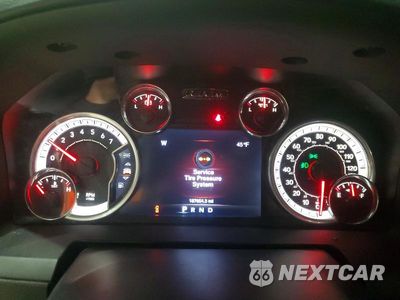 Zdjęcie 9 z 12 samochodu: 2016 RAM 1500 SPORT VIN:1C6RR7MT2GS387263 - miniatura