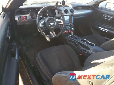 Zdjęcie 8 z 11 samochodu: 2020 FORD MUSTANG VIN:1FA6P8TH4L5122749 - miniatura