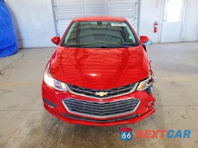 Piąte zdjęcie samochodu w środku: 2017 CHEVROLET CRUZE LS VIN:1G1BC5SM8H7106334 - miniatura