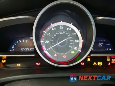 Zdjęcie 9 z 12 samochodu: 2014 MAZDA 3 GRAND TOURING VIN:JM1BM1W74E1121185 - miniatura