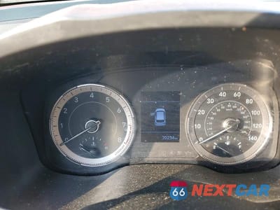 Zdjęcie 9 z 12 samochodu: 2022 HYUNDAI VENUE SEL VIN:KMHRC8A35NU147335 - miniatura