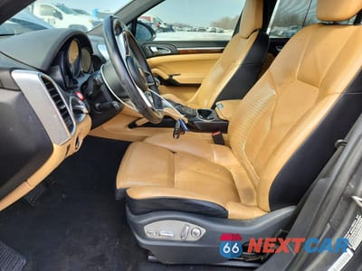 Zdjęcie 7 z 13 samochodu: 2017 PORSCHE CAYENNE 3.6L V6 VIN:WP1AA2A26HKA92064 - miniatura