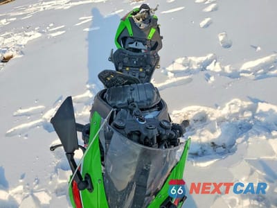 Piąte zdjęcie samochodu w środku: 2024 KAWASAKI ZX636 K VIN:JKBZXJK16RA001360 - miniatura