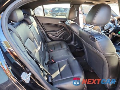 Zdjęcie 10 z 12 samochodu: 2016 MERCEDES-BENZ GLA 250 VIN:WDCTG4EB8GJ199162 - miniatura