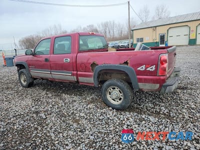 Drugie zdjęcie samochodu z przodu: 2005 CHEVROLET SILVERADO K2500 HEAVY DUTY VIN:1GCHK23UX5F894021 - miniatura