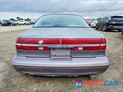 Zdjęcie 6 z 11 samochodu: 1995 LINCOLN TOWN CAR VIN:1LNLM97V9TY638532 - miniatura
