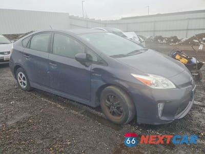 Czwarte zdjęcie samochodu z boku: 2014 TOYOTA PRIUS VIN:JTDKN3DU7E0371270 - miniatura