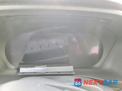 Zdjęcie 9 z 14 samochodu: 2023 VOLVO XC40 PLUS VIN:YV4L12UL4P2097208 - miniatura