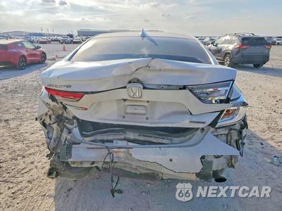 Zdjęcie 6 z 13 samochodu: 2018 HONDA ACCORD TOURING VIN:1HGCV1F96JA007316 - miniatura