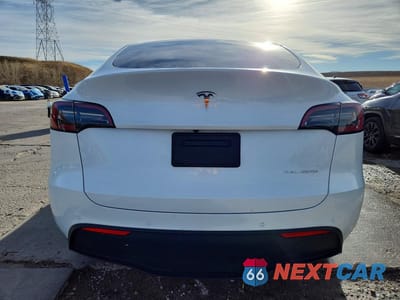 Zdjęcie 6 z 13 samochodu: 2021 TESLA MODEL Y VIN:5YJYGDEE6MF295963 - miniatura