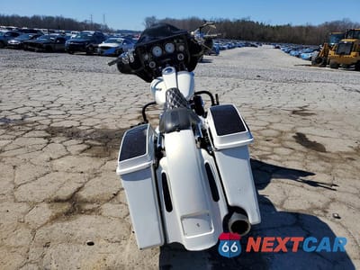 Czwarte zdjęcie samochodu z boku: 2006 HARLEY DAVIDSON FLHXI VIN:1HD1KBW146Y685235 - miniatura