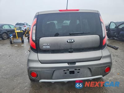 Zdjęcie 6 z 12 samochodu: 2017 KIA SOUL + VIN:KNDJP3A54H7491431 - miniatura