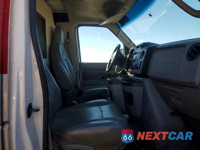 Zdjęcie 10 z 12 samochodu: 2013 FORD ECONOLINE E350 SUPER DUTY VAN VIN:1FTSE3EL6DDA49104 - miniatura