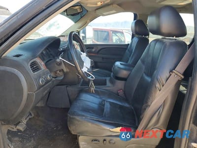 Zdjęcie 7 z 12 samochodu: 2011 CHEVROLET SILVERADO K3500 LTZ VIN:1GC4K1CGXBF189878 - miniatura