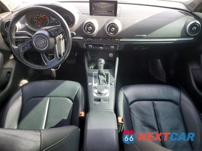 Zdjęcie 8 z 12 samochodu: 2017 AUDI A3 PREMIUM VIN:WAUAUGFF4H1048553 - miniatura