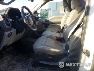 Zdjęcie 7 z 12 samochodu: 2020 FORD F550 XL CHASSIS 6.7L V8 TDSL VIN:1FD0W5GT6LEE50945 - miniatura