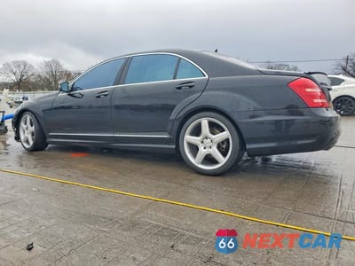 Drugie zdjęcie samochodu z przodu: 2013 MERCEDES-BENZ S 550 VIN:WDDNG7DB8DA494233 - miniatura