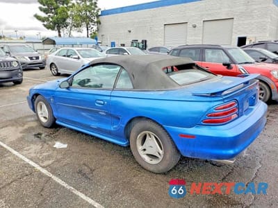 Drugie zdjęcie samochodu z przodu: 1994 FORD MUSTANG VIN:1FALP4441RF125375 - miniatura