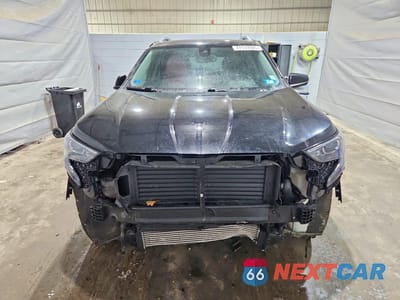 Piąte zdjęcie samochodu w środku: 2021 GMC TERRAIN SLT VIN:3GKALVEV2ML401902 - miniatura