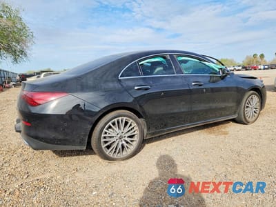 Trzecie zdjęcie samochodu z tyłu: 2025 MERCEDES-BENZ CLA 250 VIN:W1K5J4GB6SN501200 - miniatura