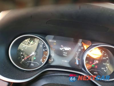 Zdjęcie 9 z 14 samochodu: 2018 JEEP COMPASS LATITUDE VIN:3C4NJCBB3JT186768 - miniatura