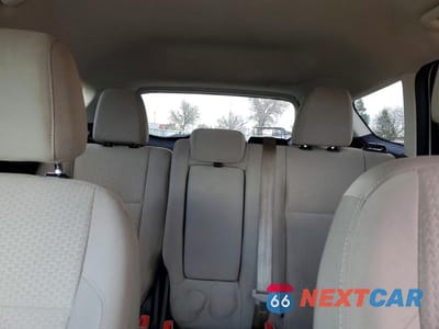 Zdjęcie 10 z 12 samochodu: 2017 FORD ESCAPE SE VIN:1FMCU9GD7HUC28463 - miniatura