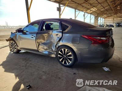 Trzecie zdjęcie samochodu z tyłu: 2018 NISSAN ALTIMA 2.5 VIN:1N4AL3AP5JC200113 - miniatura