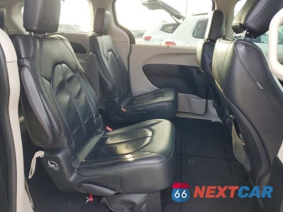 Zdjęcie 11 z 12 samochodu: 2017 CHRYSLER PACIFICA TOURING L VIN:2C4RC1BGXHR711768 - miniatura