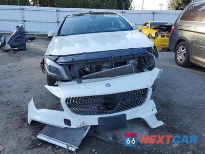 Piąte zdjęcie samochodu w środku: 2016 MERCEDES-BENZ CLA 250 4MATIC VIN:WDDSJ4GB4GN370603 - miniatura