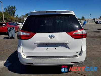 Zdjęcie 6 z 12 samochodu: 2017 TOYOTA SIENNA LE VIN:5TDKZ3DC5HS807224 - miniatura