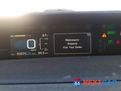 Zdjęcie 9 z 13 samochodu: 2019 TOYOTA PRIUS PRIME VIN:JTDKARFP3K3116910 - miniatura