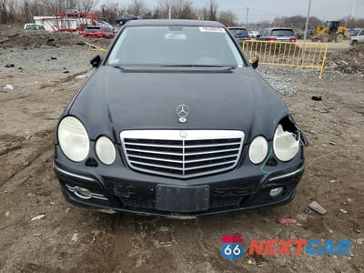 Piąte zdjęcie samochodu w środku: 2007 MERCEDES-BENZ E 550 4MATIC VIN:WDBUF90X47B172272 - miniatura