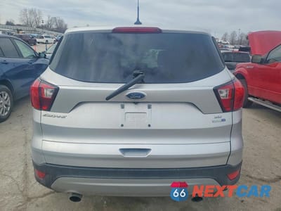 Zdjęcie 6 z 12 samochodu: 2019 FORD ESCAPE SE VIN:1FMCU9GDXKUB10656 - miniatura