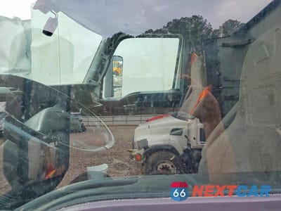 Piąte zdjęcie samochodu w środku: 2019 INTERNATIONAL LT625 SEMI TRUCK VIN:3HSDZAPR2KN091811 - miniatura