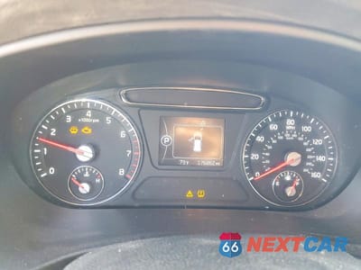 Zdjęcie 9 z 13 samochodu: 2016 KIA SORENTO LX VIN:5XYPG4A55GG108808 - miniatura