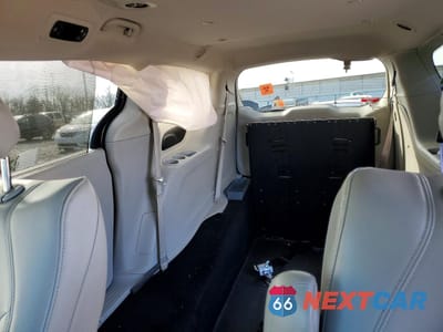 Zdjęcie 10 z 13 samochodu: 2021 CHRYSLER VOYAGER LXI VIN:2C4RC1DG7MR530683 - miniatura