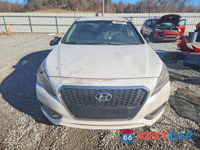 Piąte zdjęcie samochodu w środku: 2016 HYUNDAI SONATA HYBRID VIN:KMHE34L10GA019270 - miniatura